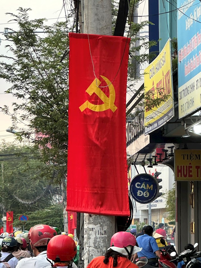 Cờ Đảng treo ngày 2/9