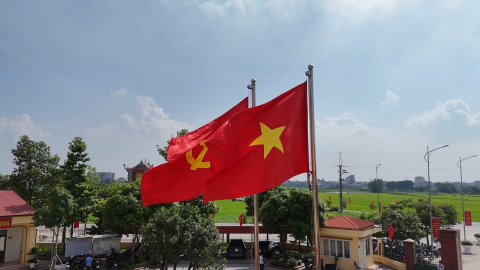 Cờ Đảng bán ở đâu?