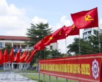 Cờ Đảng treo ngày thành lập Đảng