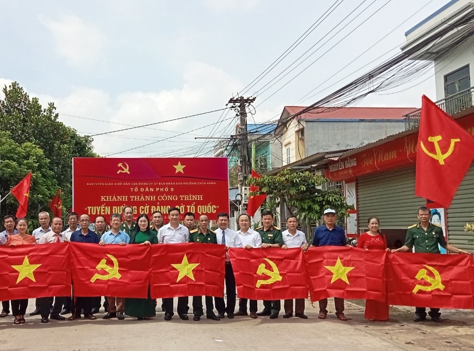 Cờ Đảng chất lượng cao