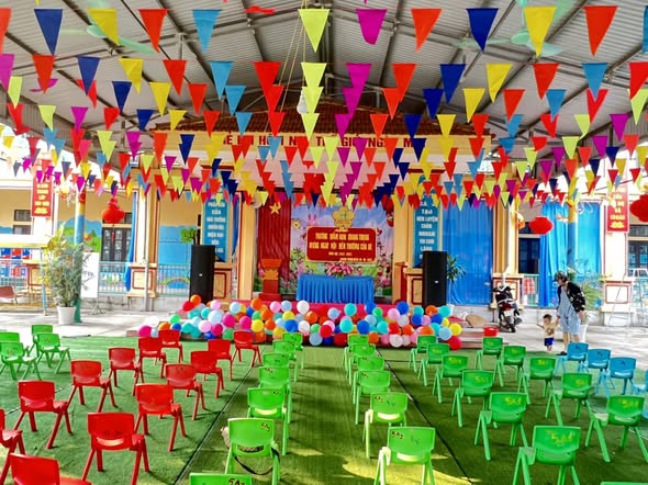 Cờ Dây Tam Giác Trang Trí – Giải Pháp Trang Trí Sự Kiện Hiệu Quả, Tiết Kiệm