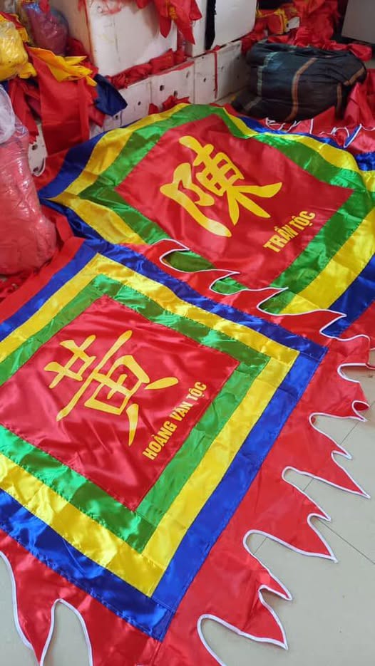 Cờ Thần ngũ sắc – Xưởng May Cờ Hoàng Gia Uy Tín Chất Lượng Cao