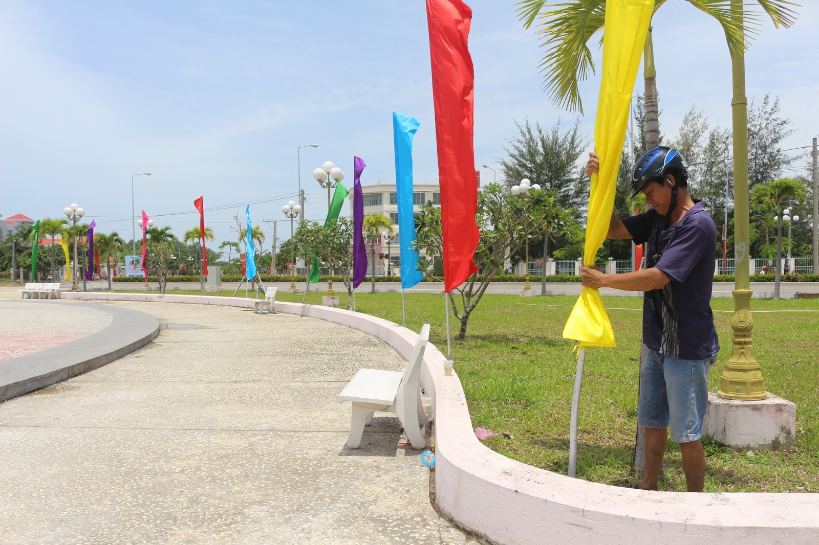 Cờ dọc chuối – Xưởng may cờ Hoàng Gia uy tín, giá tận xưởng