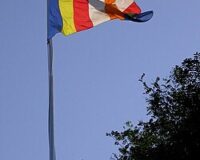 Mua Cờ Phật Giáo Ở Hà Nội – Xưởng In Cờ Hoàng Gia Uy Tín, Giá Tận Xưởng