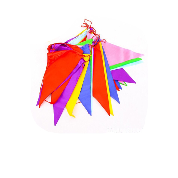 Dây Cờ Tam Giác – Giải Pháp Trang Trí Đơn Giản, Hiệu Quả Cho Mọi Không Gian