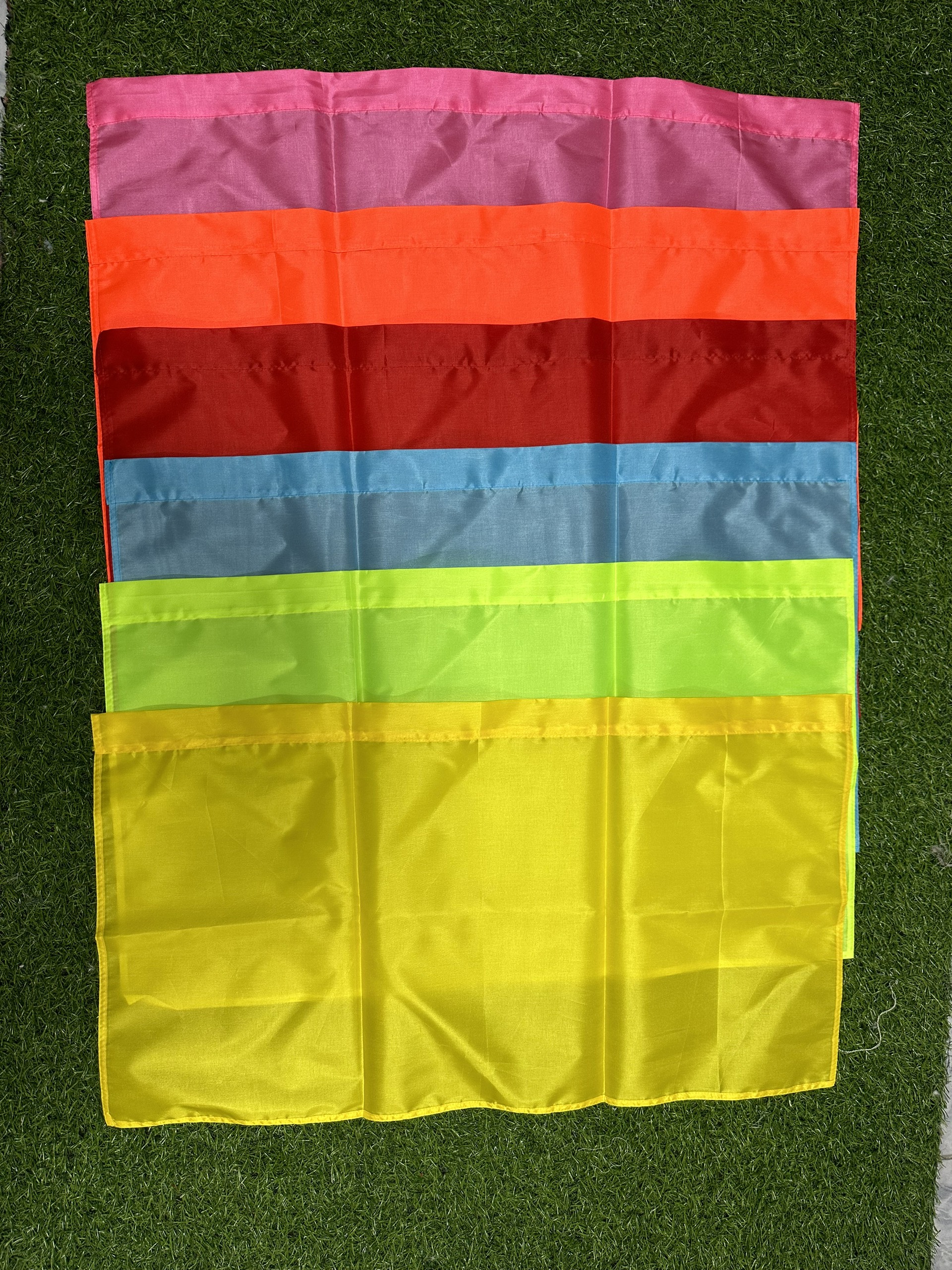 Cờ Phướn Chuối – Xưởng May Cờ Hoàng Gia Chuyên Sản Xuất Cờ Lễ Hội Truyền Thống Chuẩn Nghi Lễ