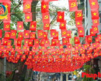 Cờ dây sao Đảng chịu nắng mưa – Xưởng may cờ Hoàng Gia chất lượng cao