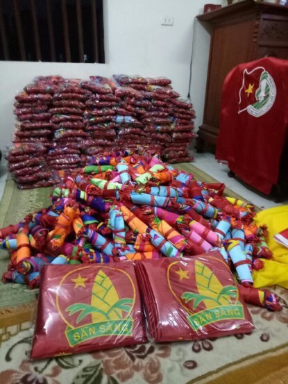 Cờ Dây Tam Giác Giá Bao Nhiêu? Báo Giá Tại Xưởng May Cờ Hoàng Gia