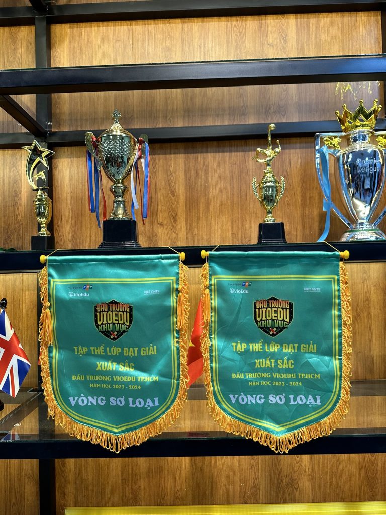 In Cờ Lưu Niệm – Xưởng May Cờ Hoàng Gia In Trực Tiếp, Giá Tận Xưởng