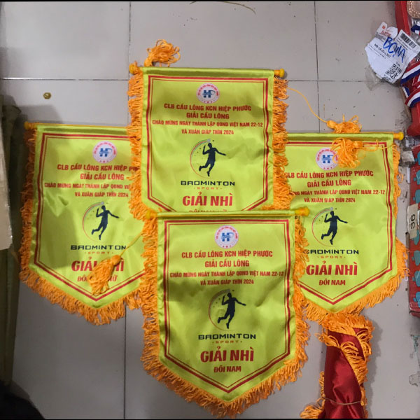 Cờ Lưu Niệm Hà Nội – Xưởng May Cờ Hoàng Gia