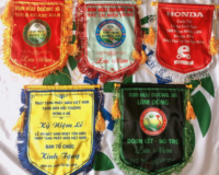 Bán Cờ Lưu Niệm Tại Ninh Bình – Xưởng May Cờ Hoàng Gia