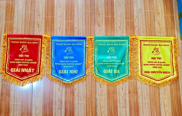 In Cờ Lưu Niệm Hà Nam – Đặt In Trực Tiếp Tại Xưởng May Cờ Hoàng Gia