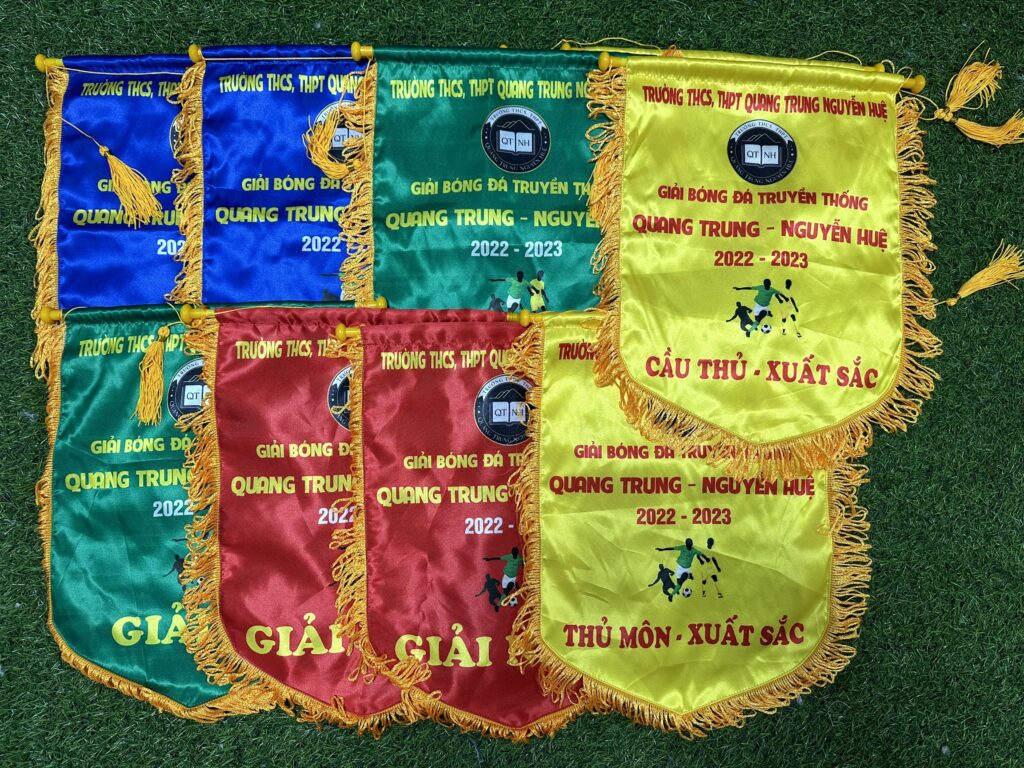 Bán Cờ Lưu Niệm Tại Ninh Bình – Xưởng May Cờ Hoàng Gia